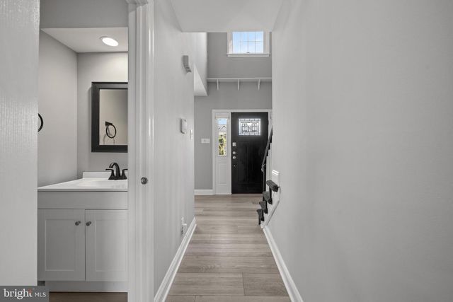 2 BATES CT, Sewell, NJ 08080