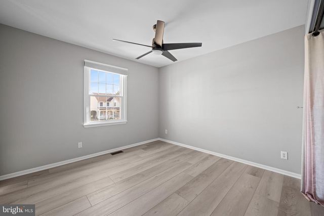 2 BATES CT, Sewell, NJ 08080