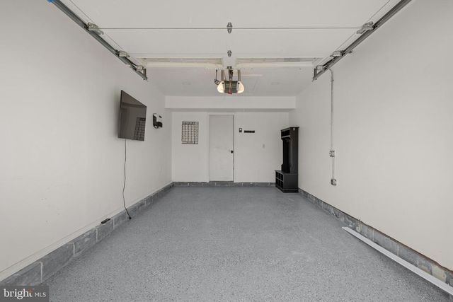 2 BATES CT, Sewell, NJ 08080