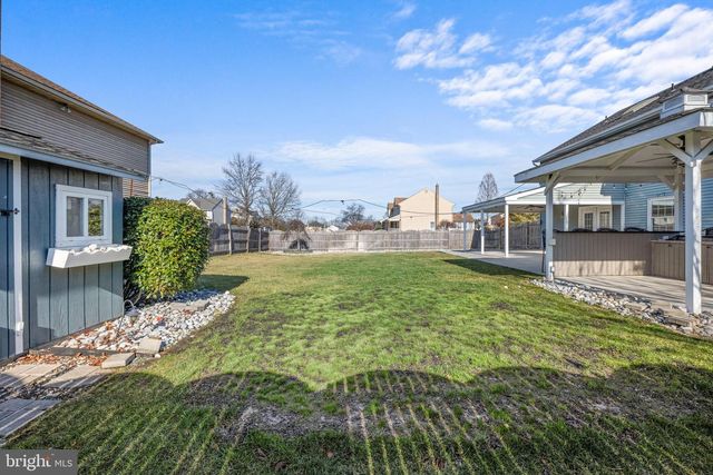 2 BATES CT, Sewell, NJ 08080