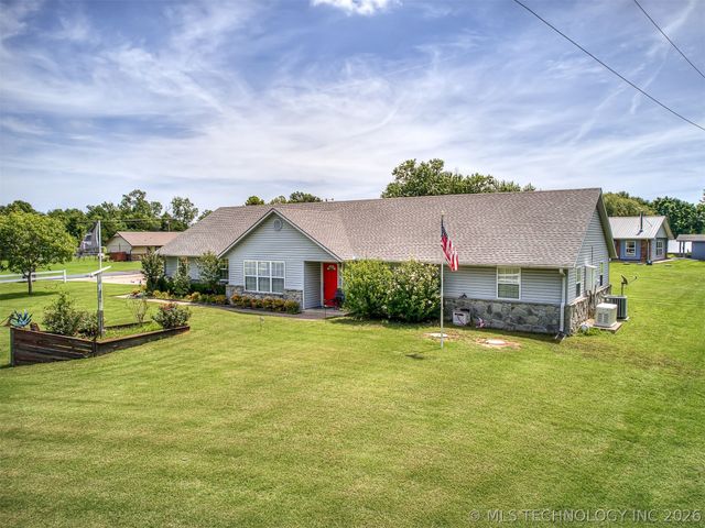 36 Meadowlark, Eufaula, OK 74432