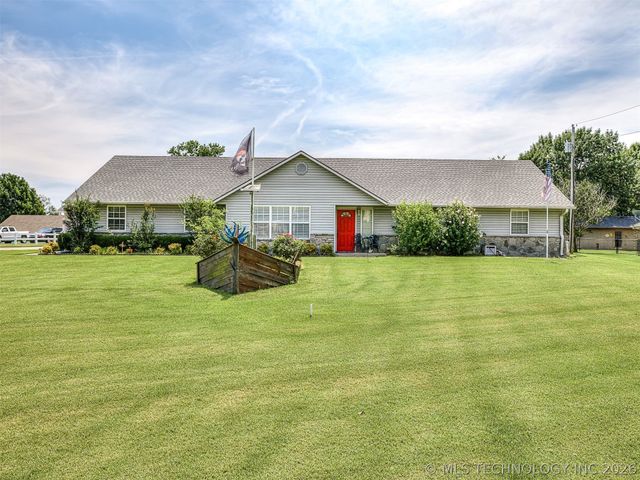 36 Meadowlark, Eufaula, OK 74432