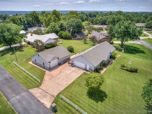 36 Meadowlark, Eufaula, OK 74432