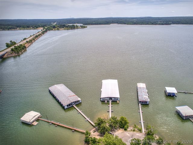 36 Meadowlark, Eufaula, OK 74432