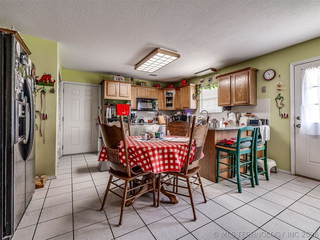 36 Meadowlark, Eufaula, OK 74432
