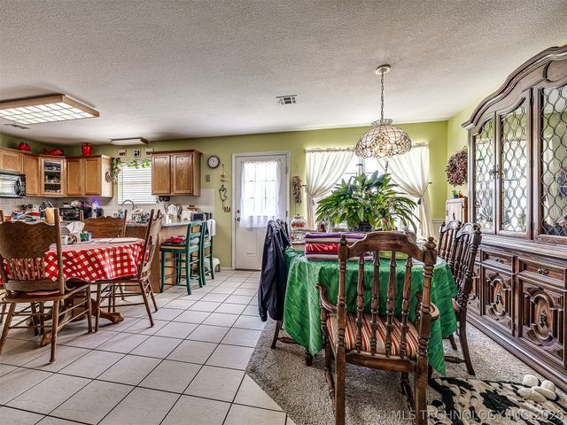 36 Meadowlark, Eufaula, OK 74432