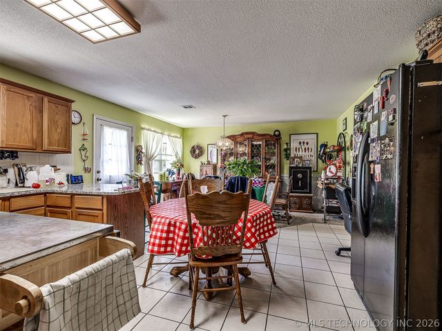 36 Meadowlark, Eufaula, OK 74432