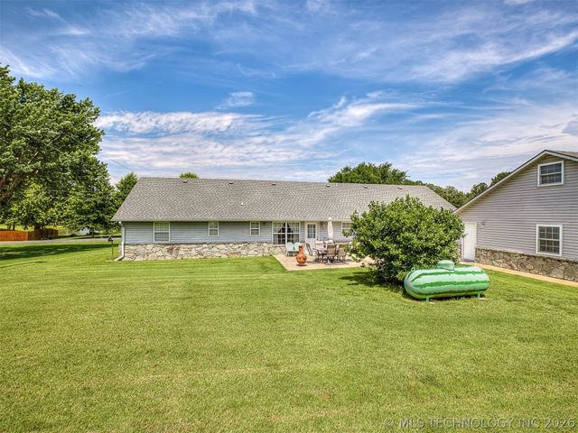 36 Meadowlark, Eufaula, OK 74432