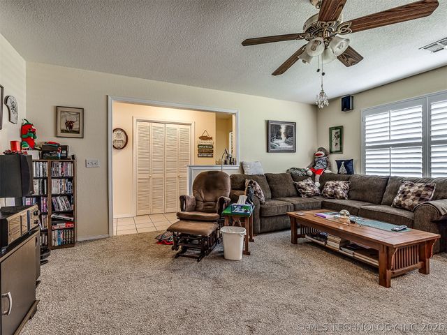 36 Meadowlark, Eufaula, OK 74432