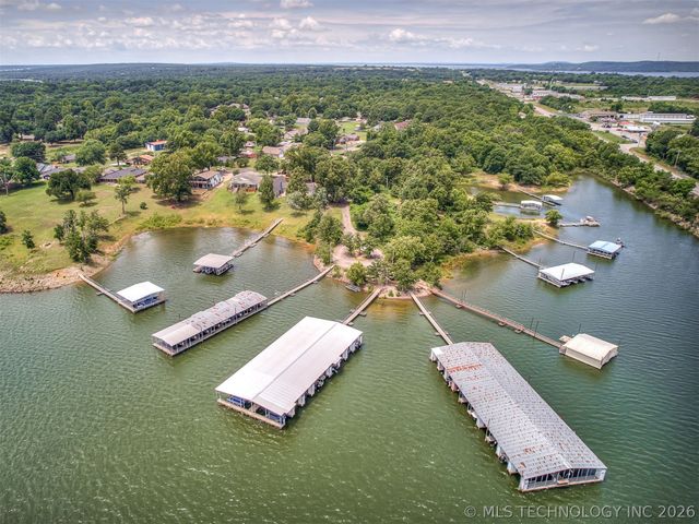 36 Meadowlark, Eufaula, OK 74432