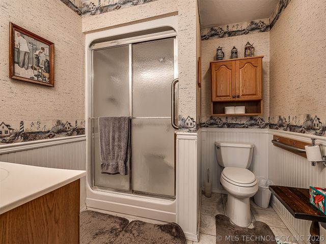 36 Meadowlark, Eufaula, OK 74432