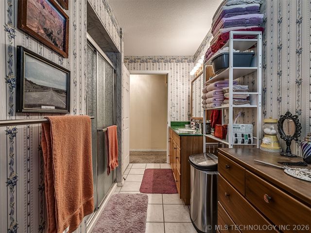 36 Meadowlark, Eufaula, OK 74432
