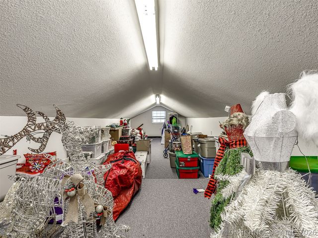 36 Meadowlark, Eufaula, OK 74432