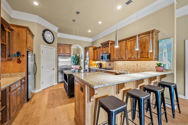 127 Grenoble Circle, Maumelle, AR 72113