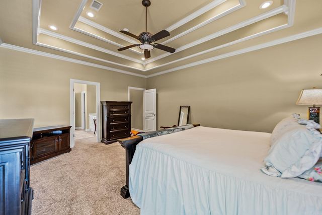 127 Grenoble Circle, Maumelle, AR 72113