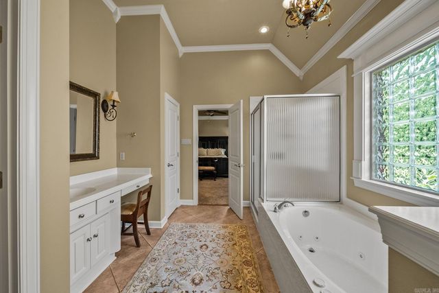 127 Grenoble Circle, Maumelle, AR 72113