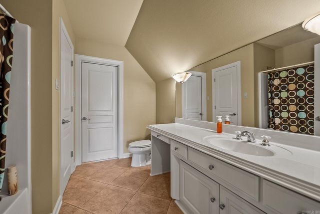 127 Grenoble Circle, Maumelle, AR 72113