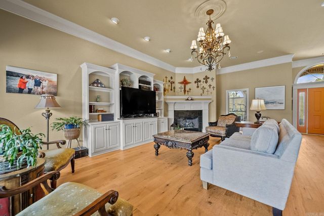 127 Grenoble Circle, Maumelle, AR 72113