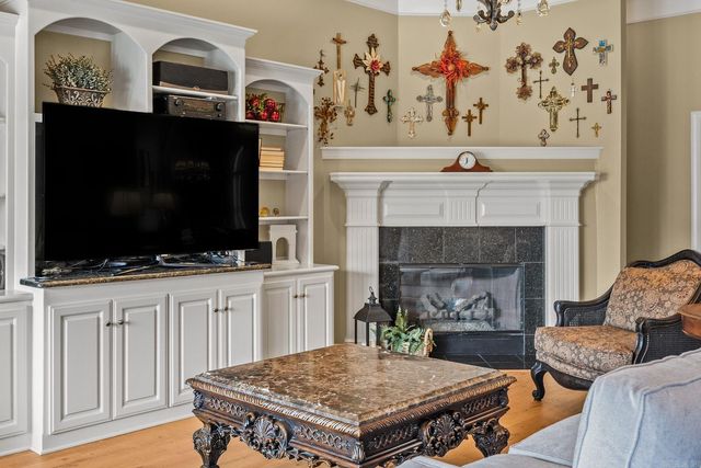127 Grenoble Circle, Maumelle, AR 72113