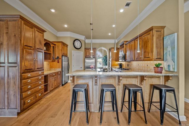 127 Grenoble Circle, Maumelle, AR 72113