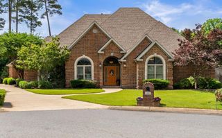 127 Grenoble Circle, Maumelle, AR 72113