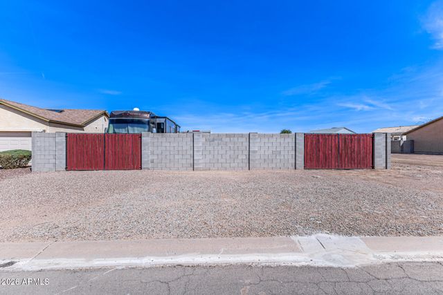 9382 W TINAJAS Drive, Arizona City, AZ 85123