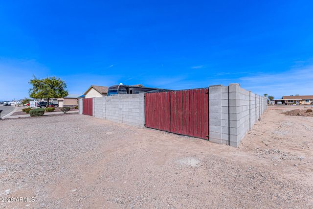 9382 W TINAJAS Drive, Arizona City, AZ 85123