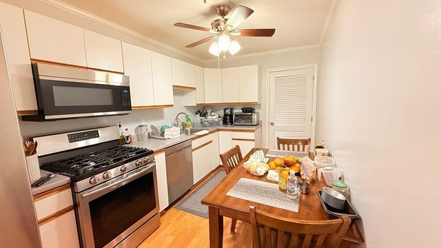 13 Dallas Dr 308, Dracut, MA 01826