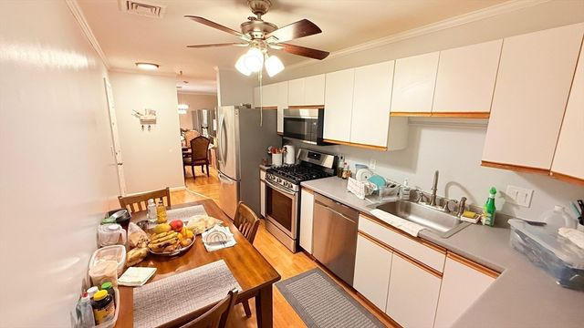 13 Dallas Dr 308, Dracut, MA 01826