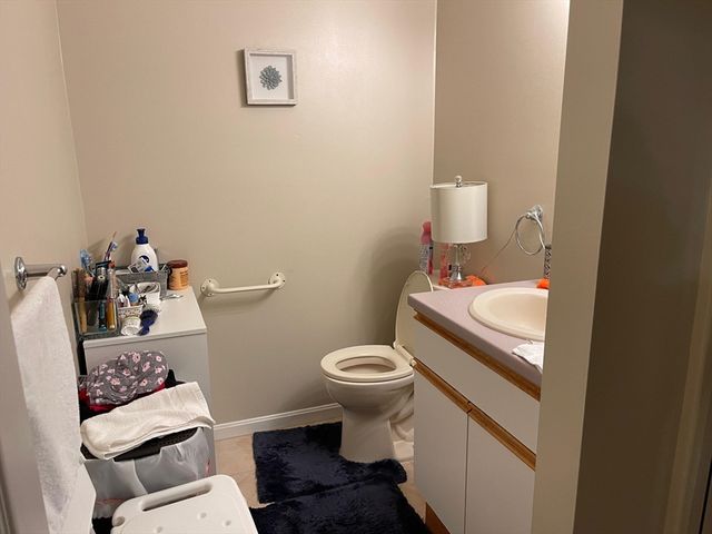 13 Dallas Dr 308, Dracut, MA 01826