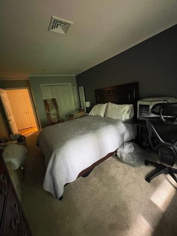 13 Dallas Dr 308, Dracut, MA 01826