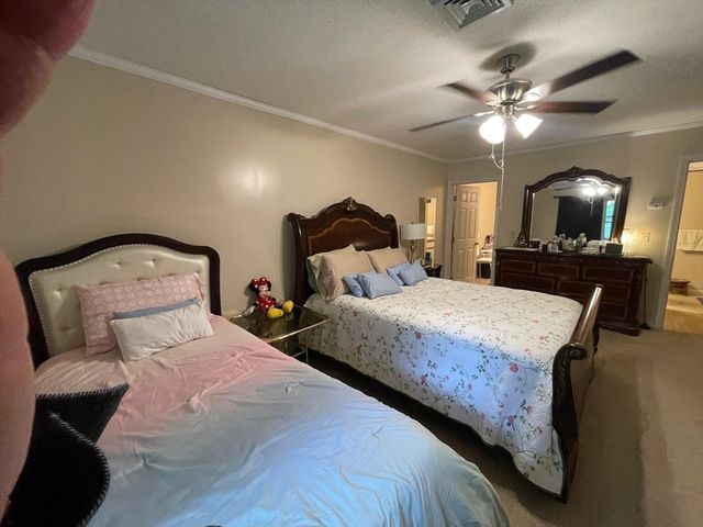 13 Dallas Dr 308, Dracut, MA 01826