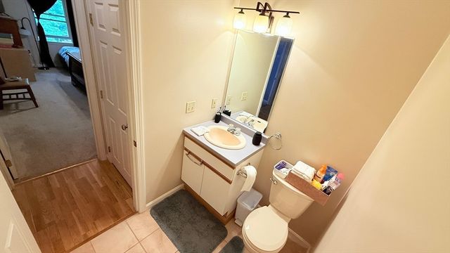 13 Dallas Dr 308, Dracut, MA 01826