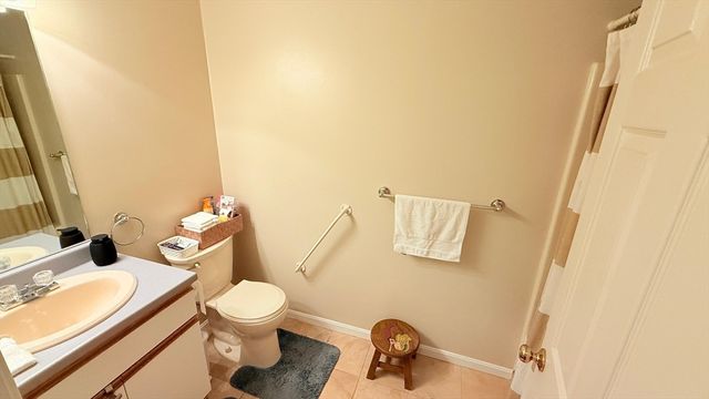 13 Dallas Dr 308, Dracut, MA 01826