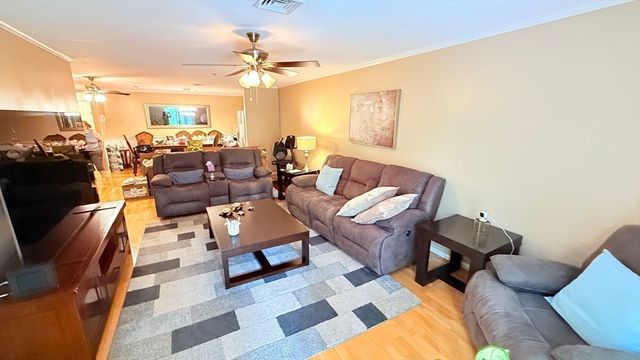13 Dallas Dr 308, Dracut, MA 01826