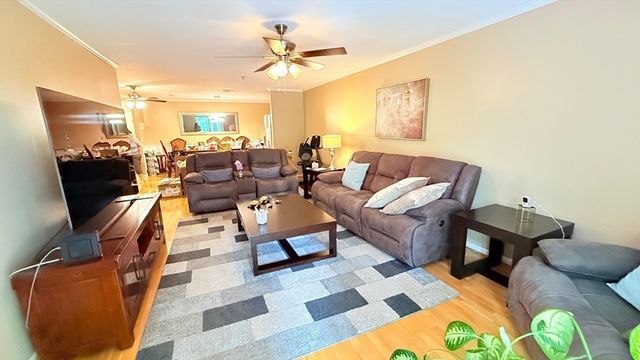 13 Dallas Dr 308, Dracut, MA 01826