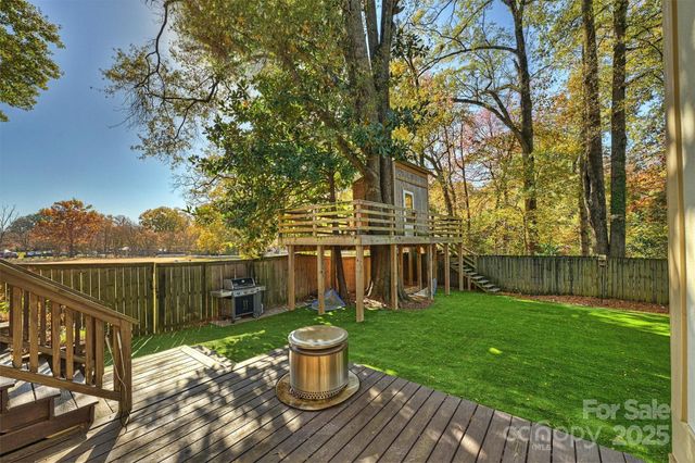 3304 Josephine Court, Charlotte, NC 28205