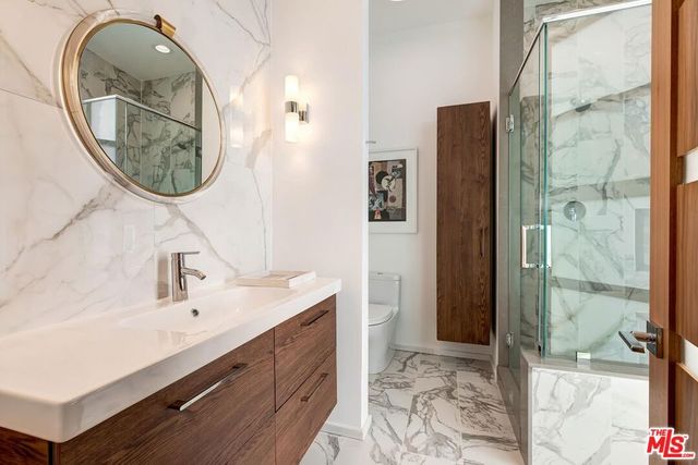 920 Linda Flora Drive, Los Angeles, CA 90049