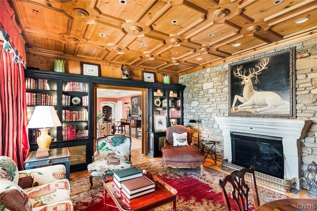 3074 West Lake Road, Skaneateles, NY 13152