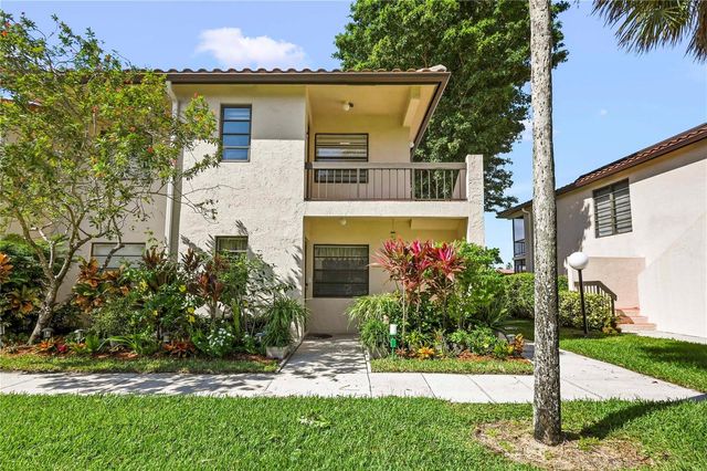 21649 Juego Circle 4 E, Boca Raton, FL 33433