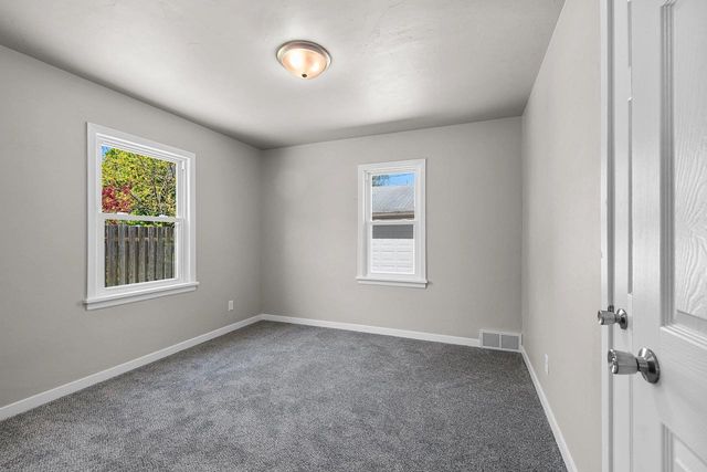 1244 OREGON STREET, Green Bay, WI 54303
