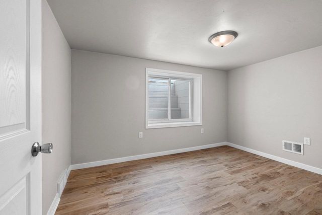 1244 OREGON STREET, Green Bay, WI 54303