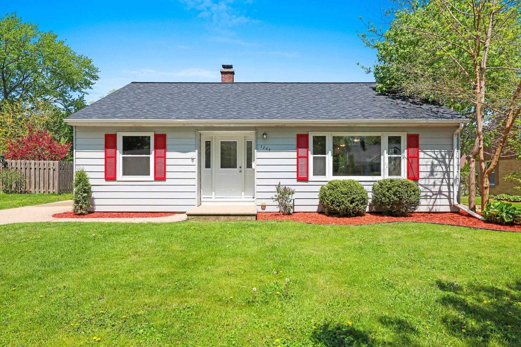 1244 OREGON STREET, Green Bay, WI 54303