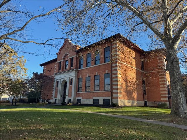 111 Gregory Park, Rochester, NY 14620