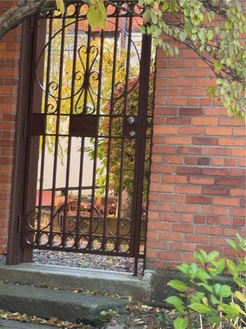 111 Gregory Park, Rochester, NY 14620