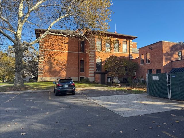 111 Gregory Park, Rochester, NY 14620