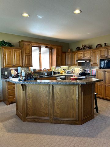 4116 N Plum Tree St, Wichita, KS 67226