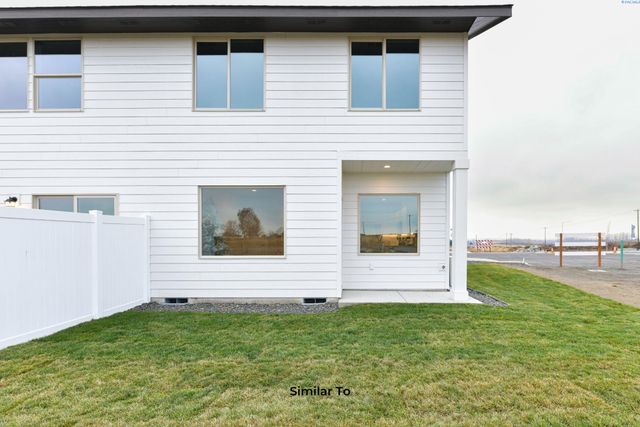 4521 Road 114, Pasco, WA 99301