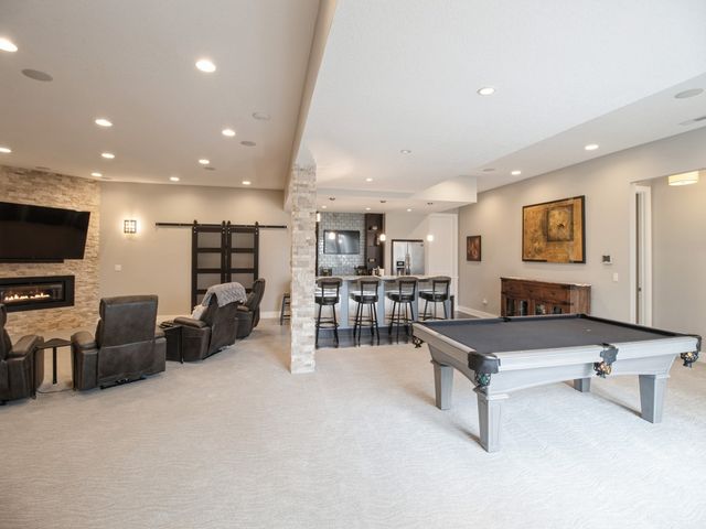 9003 NW 73rd Place, Johnston, IA 50131
