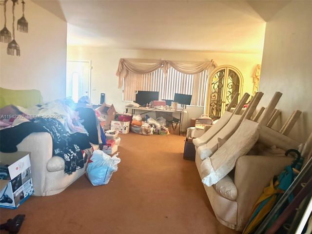 1815 NW 188th Ter, Miami Gardens, FL 33056